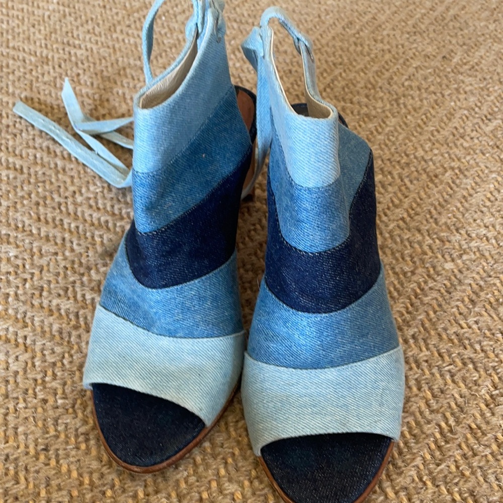 Peep toe jean wedge shoe